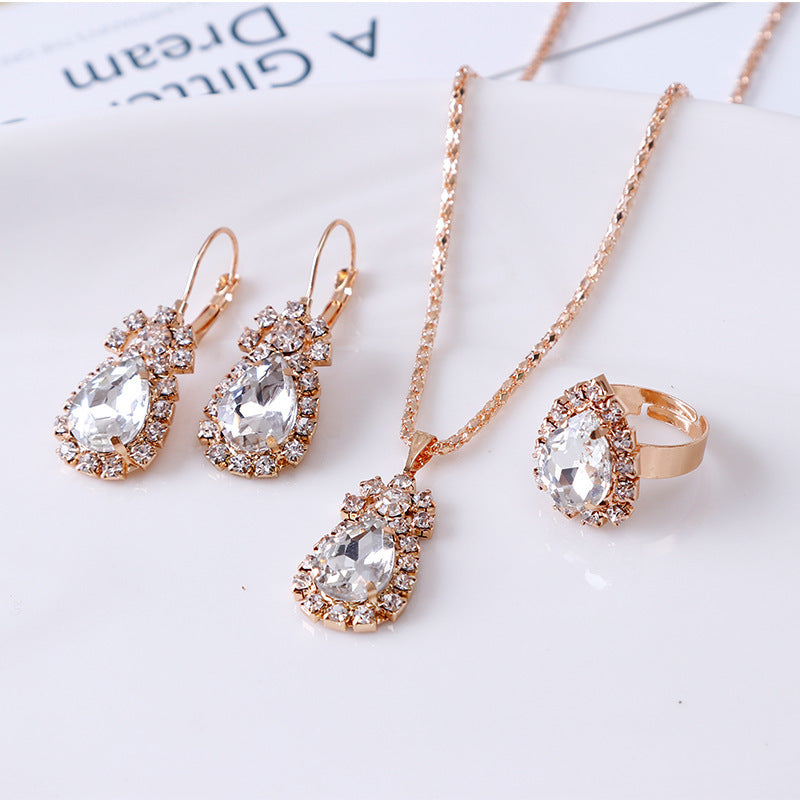 Parure Éclat Impérial - Collier, Boucles & Bague avec Pierres Précieuses