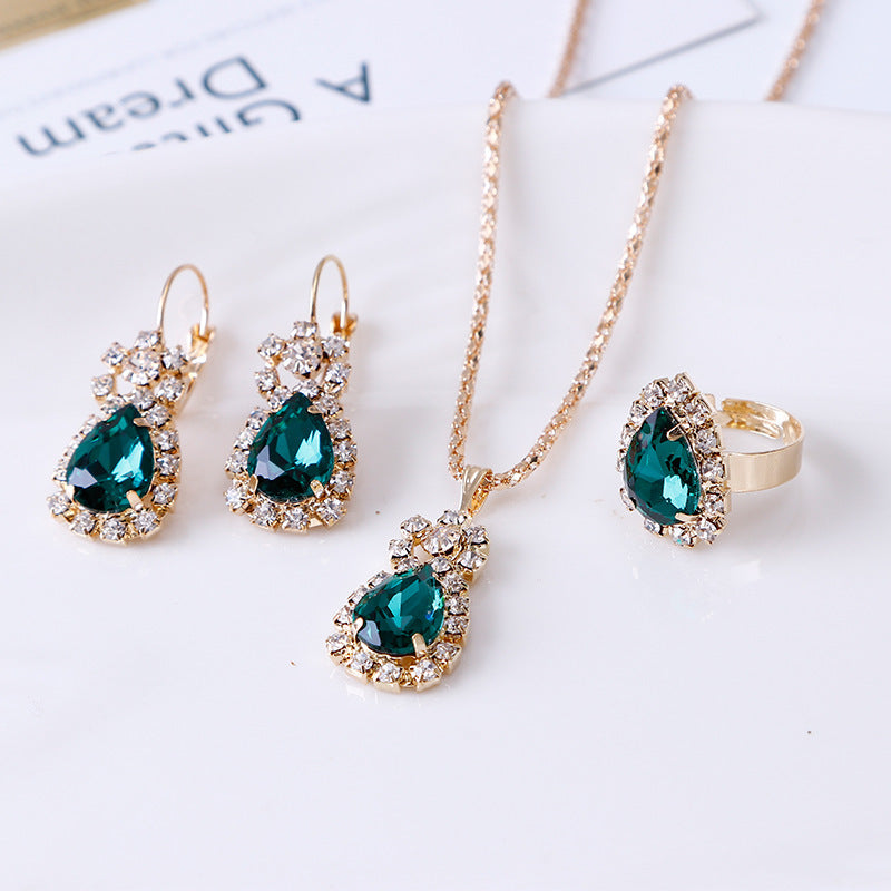 Parure Éclat Impérial - Collier, Boucles & Bague avec Pierres Précieuses