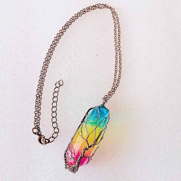 Collier Colonne Cristal Arc-en-ciel – Élégant & Énergétique